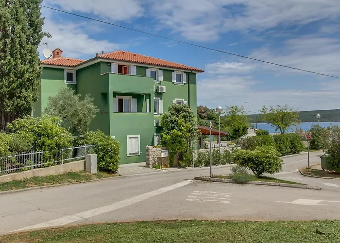 Apartments And Rooms By The Sea Nerezine, Losinj - 11815 4* Nerezine