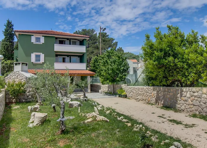 Apartments And Rooms By The Sea Nerezine, Losinj - 11815 Nerezine